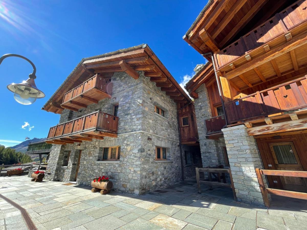 Maison Carrel Elegant 4 เบรยล์-แชร์วิเนีย ภายนอก รูปภาพ